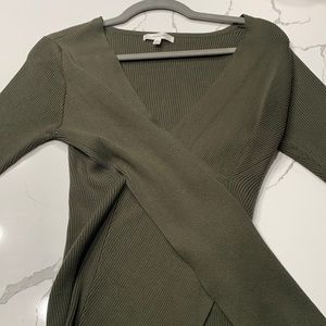 Sweater quarter sleeve